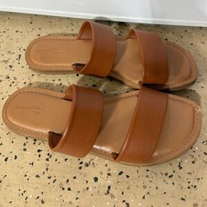 Universal Thread Camel-color Slide Sandals